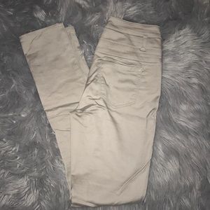 Gray high waisted jeans